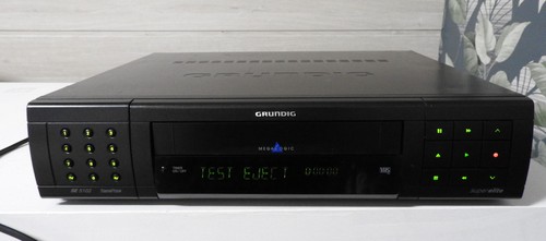 Grundig vhs recorder 5102 - grundig, se
